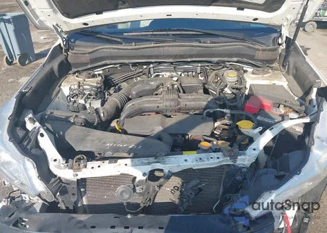 2015 Subaru Forester 2.5I Premium z USA, uszkodzony, nr VIN JF2SJAFC0FH481988